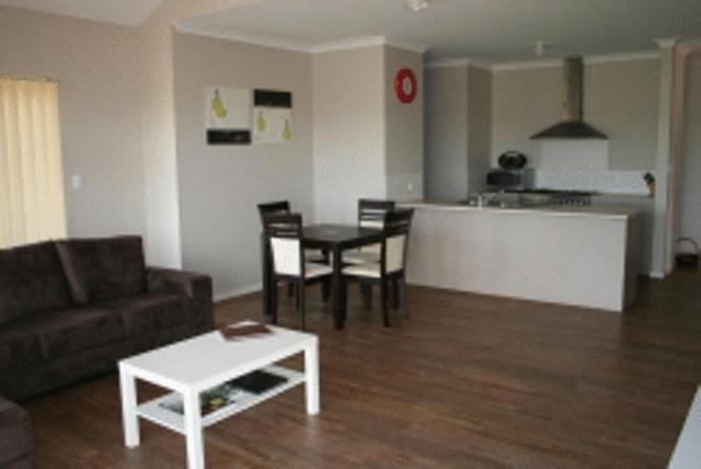 Cosy Corner Beach Cottages Kronkup Quarto foto