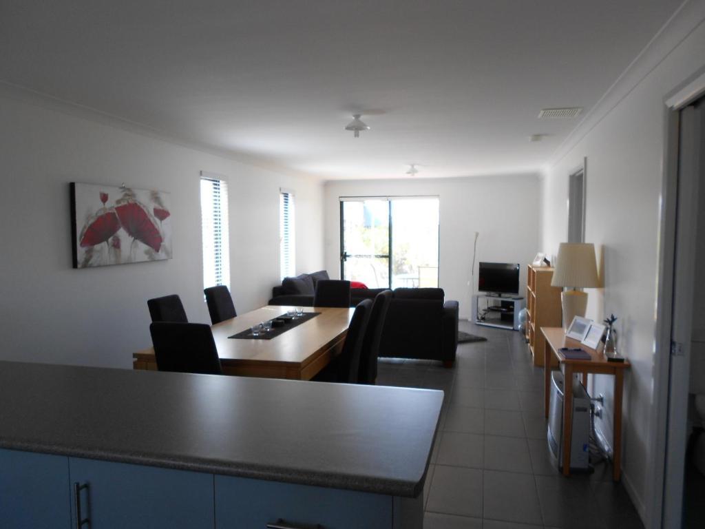 Cosy Corner Beach Cottages Kronkup Quarto foto